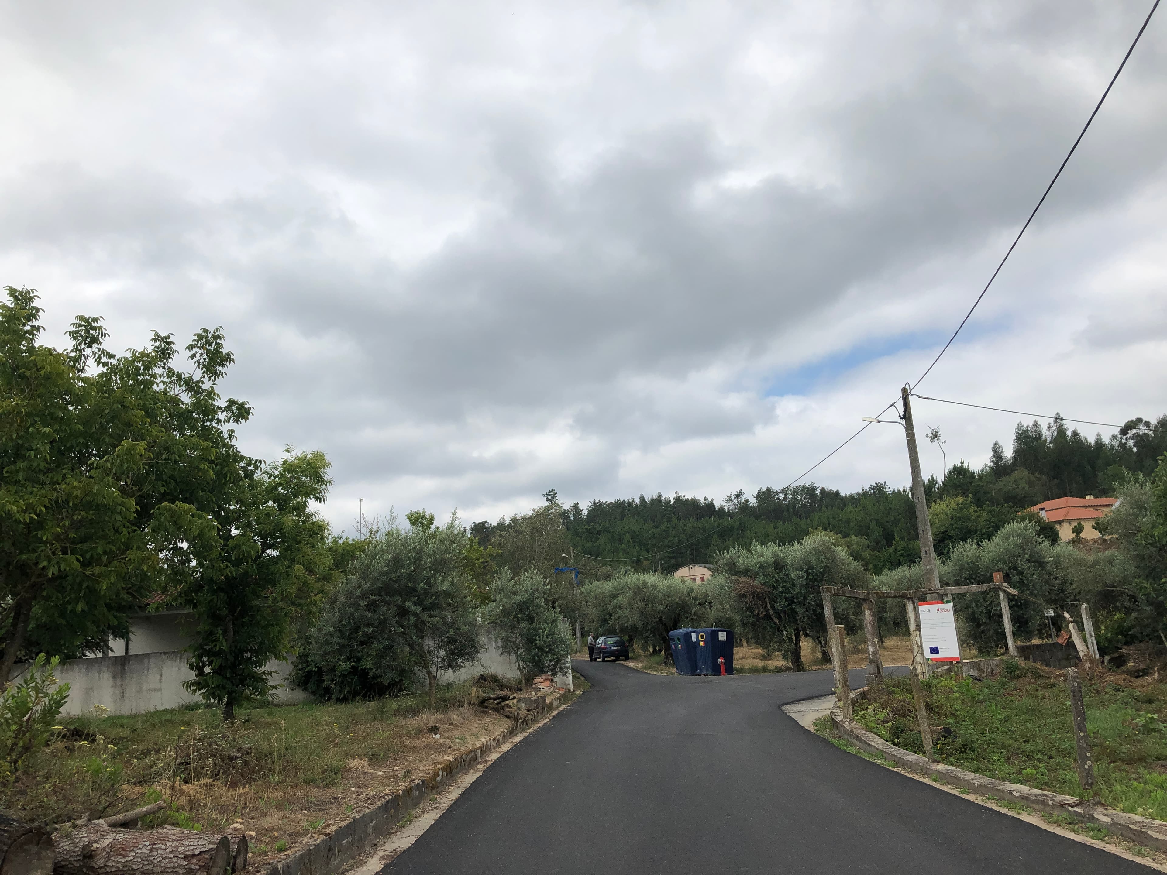 Um território sustentável: Redes de saneamento e águas residuais e Reparação da rede de águas - Vale de Janes, Condeixa